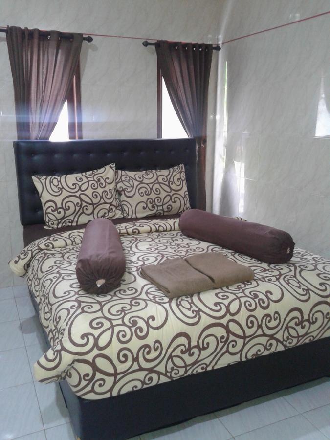 Hotel Santhi Graha Kuta Kuta Lombok Esterno foto