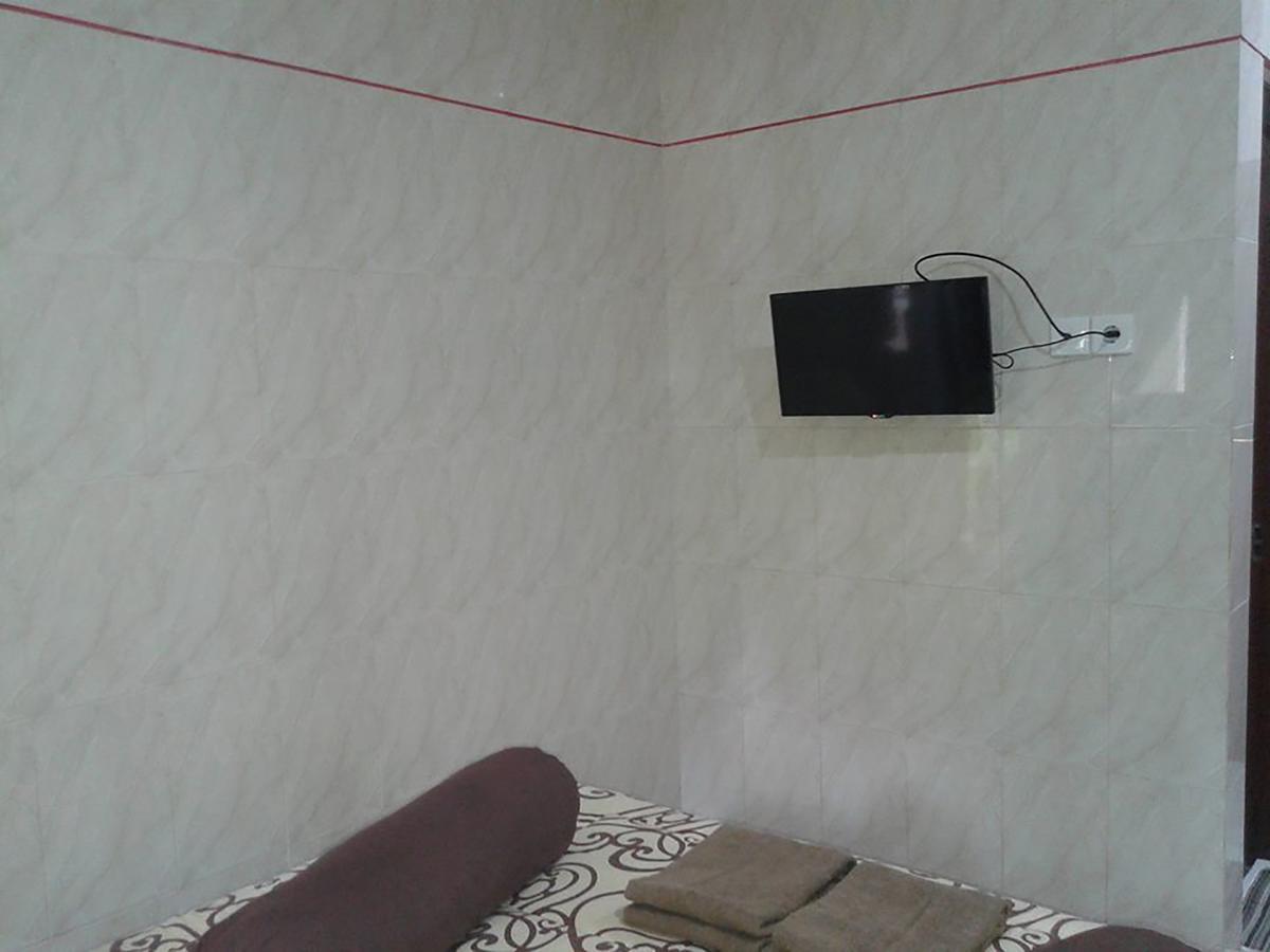 Hotel Santhi Graha Kuta Kuta Lombok Esterno foto