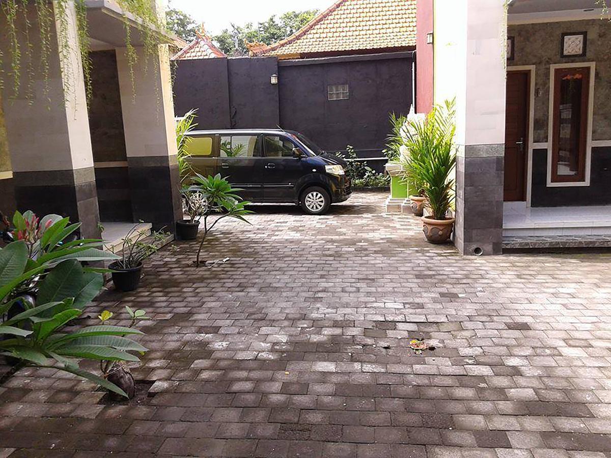 Hotel Santhi Graha Kuta Kuta Lombok Esterno foto