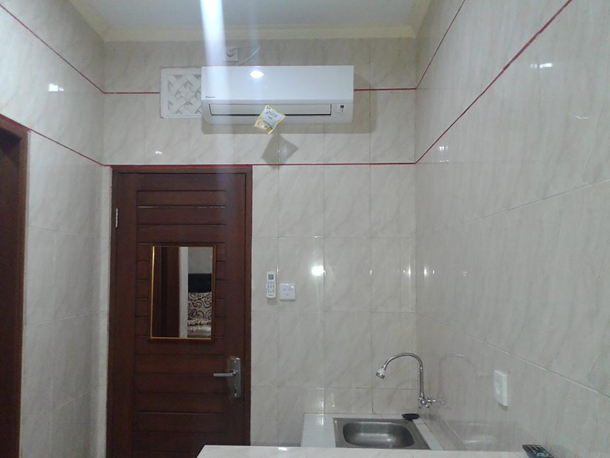 Hotel Santhi Graha Kuta Kuta Lombok Esterno foto